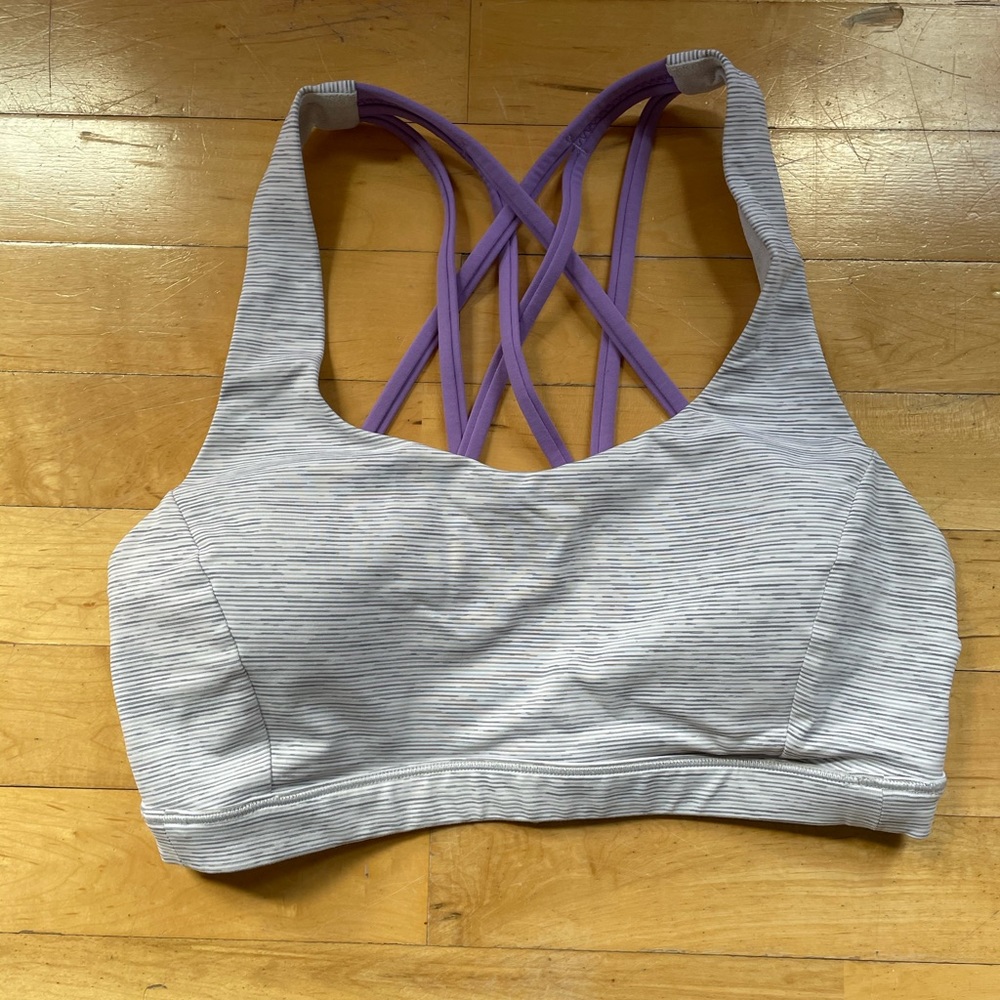 Lululemon Free to Be Serene Sports Bra